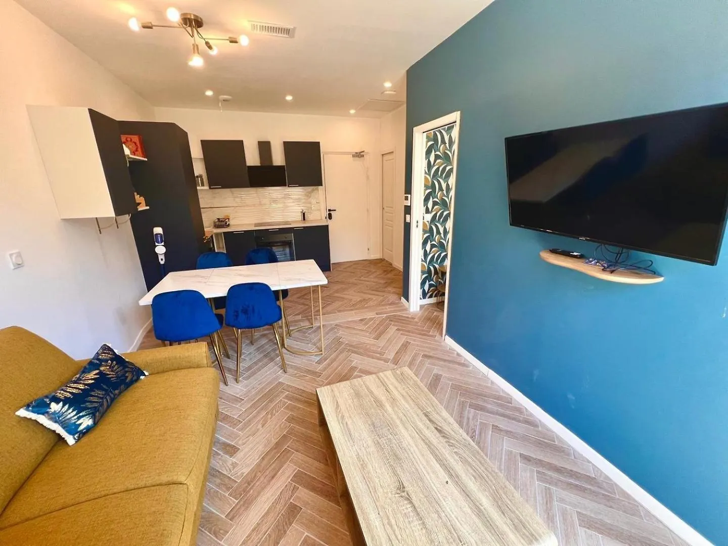 Nouveau ! Au Centre De Nice Pour 4P - Moon34 France